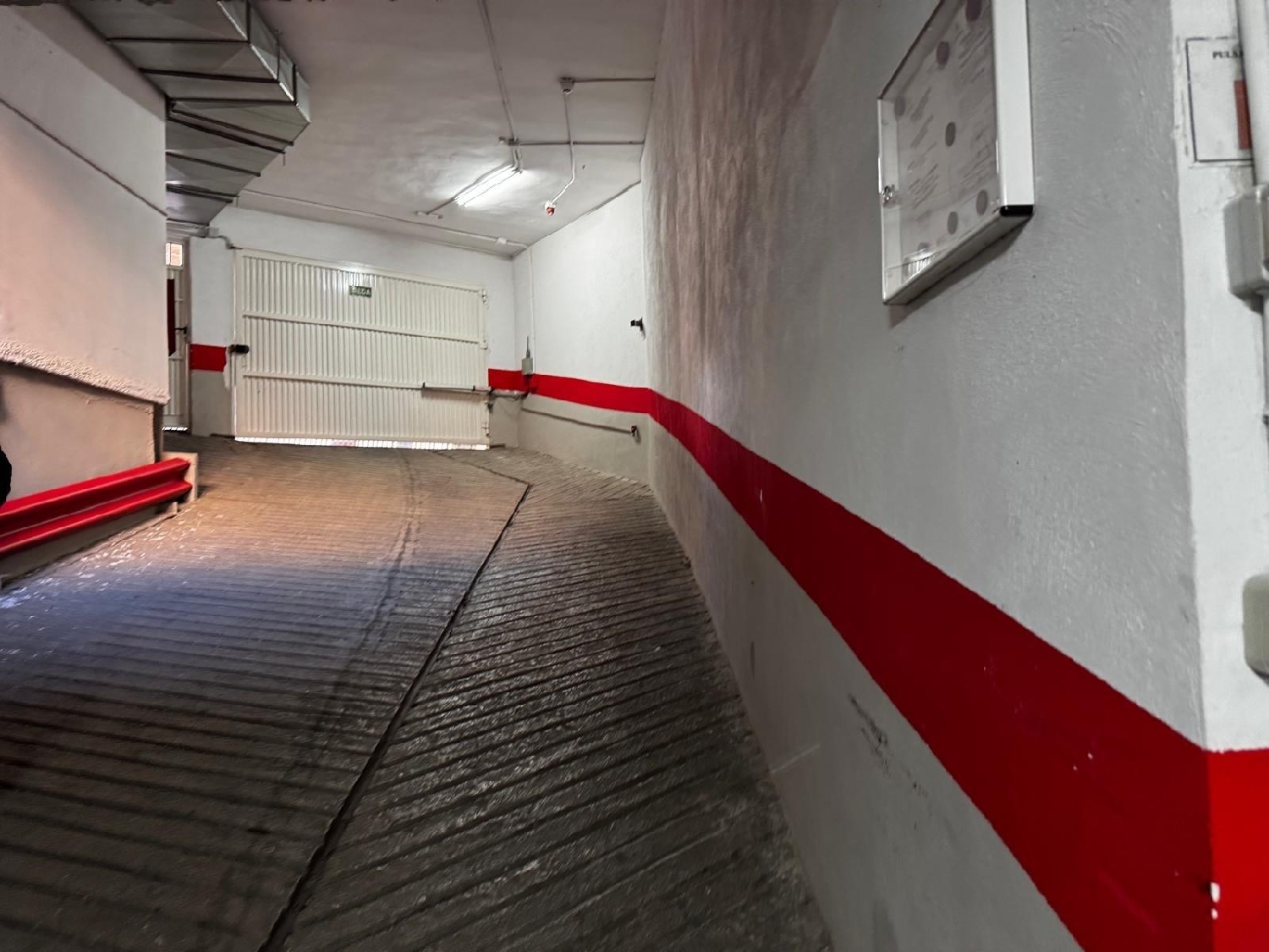  till salu parkering Barrio De Granada Alacantí 7