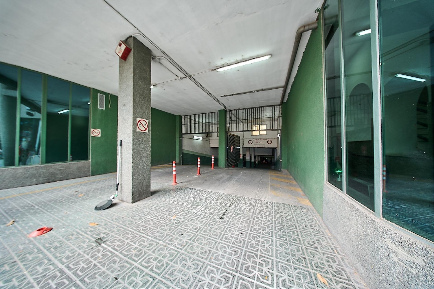  till salu parkering Barrio De Granada Alacantí 5