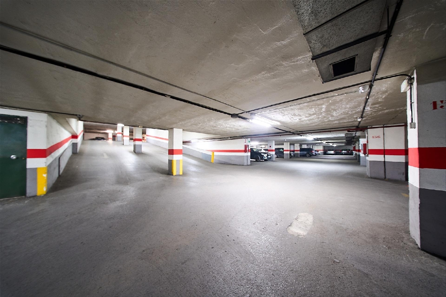  till salu parkering Barrio De Granada Alacantí 6