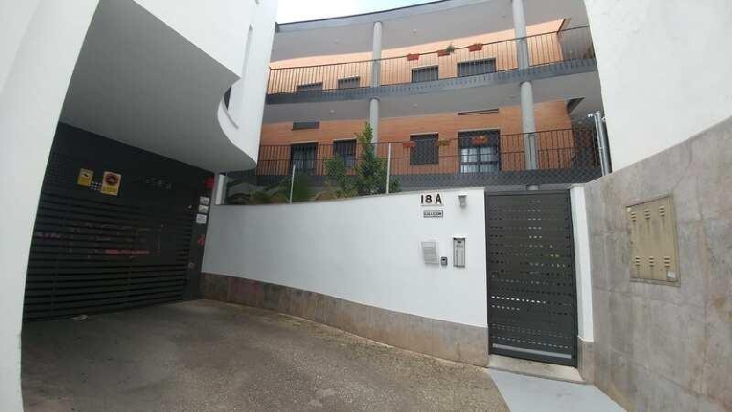  till salu parkering Lucena Subbética 4