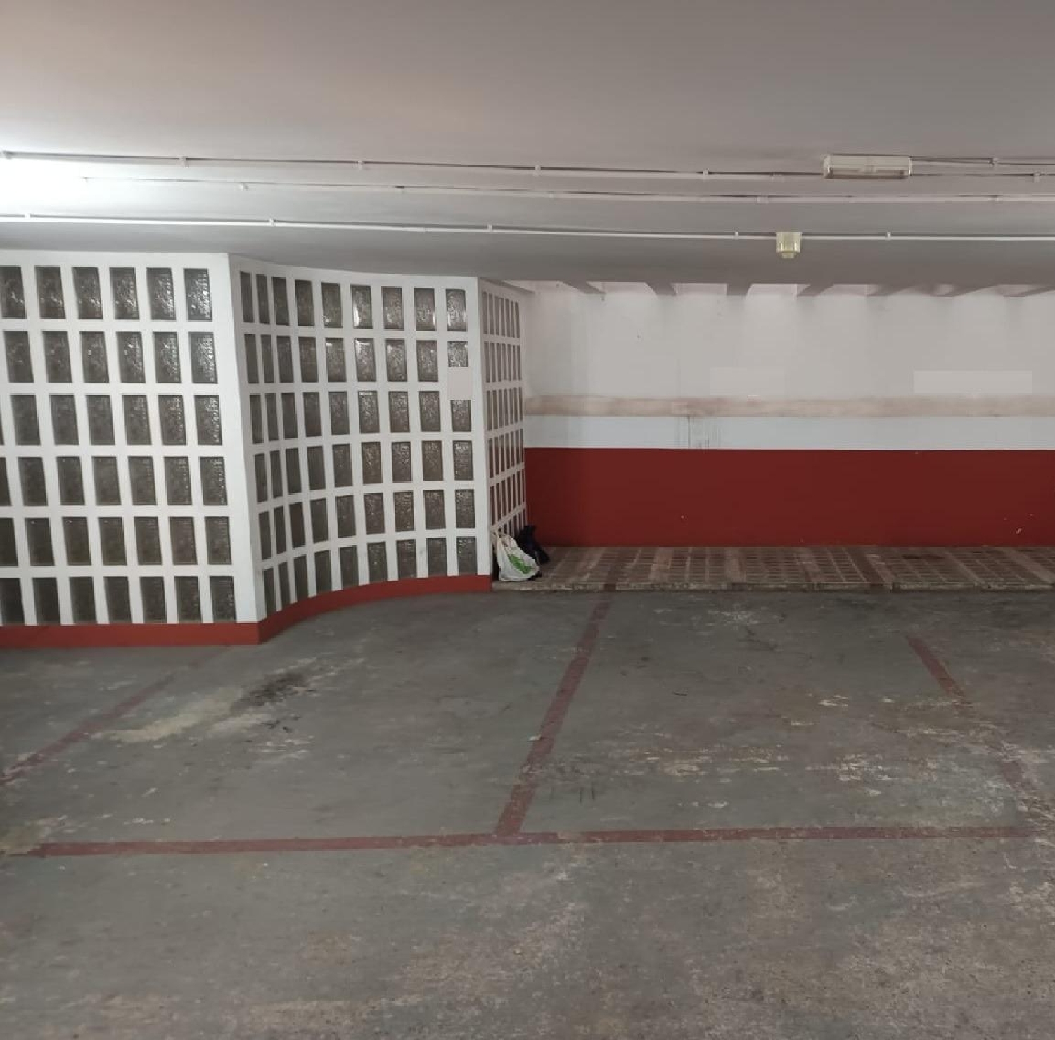  te koop parkeerplaats Manresa Bages 1