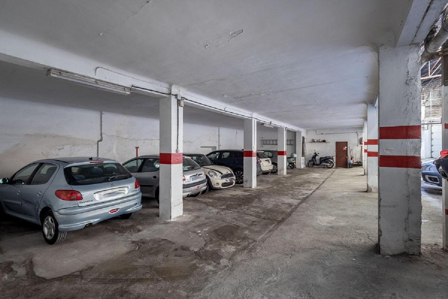 till salu tomt Barrio De Granada Alacantí 6