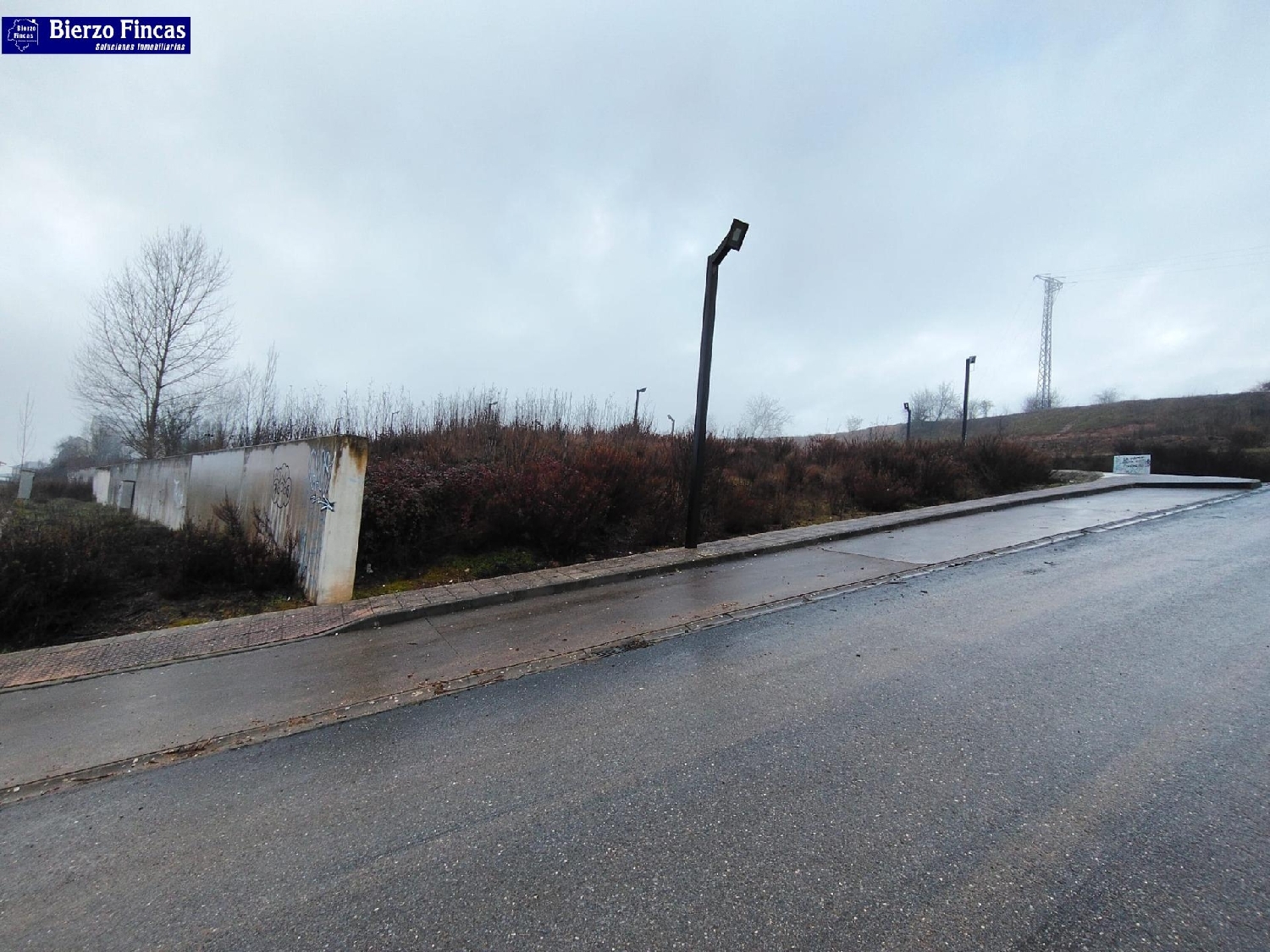 till salu tomt Camponaraya Bierzo (El) 2