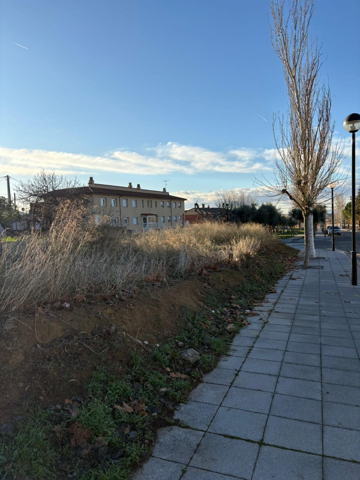 till salu tomt Castejón Del Puente Somontano De Barbastro 2