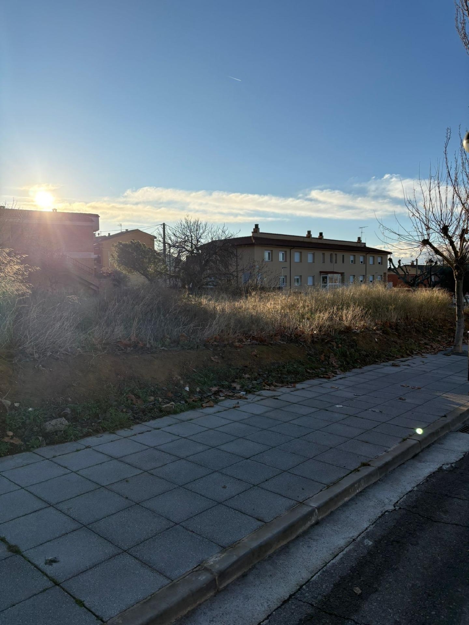 till salu tomt Castejón Del Puente Somontano De Barbastro 4