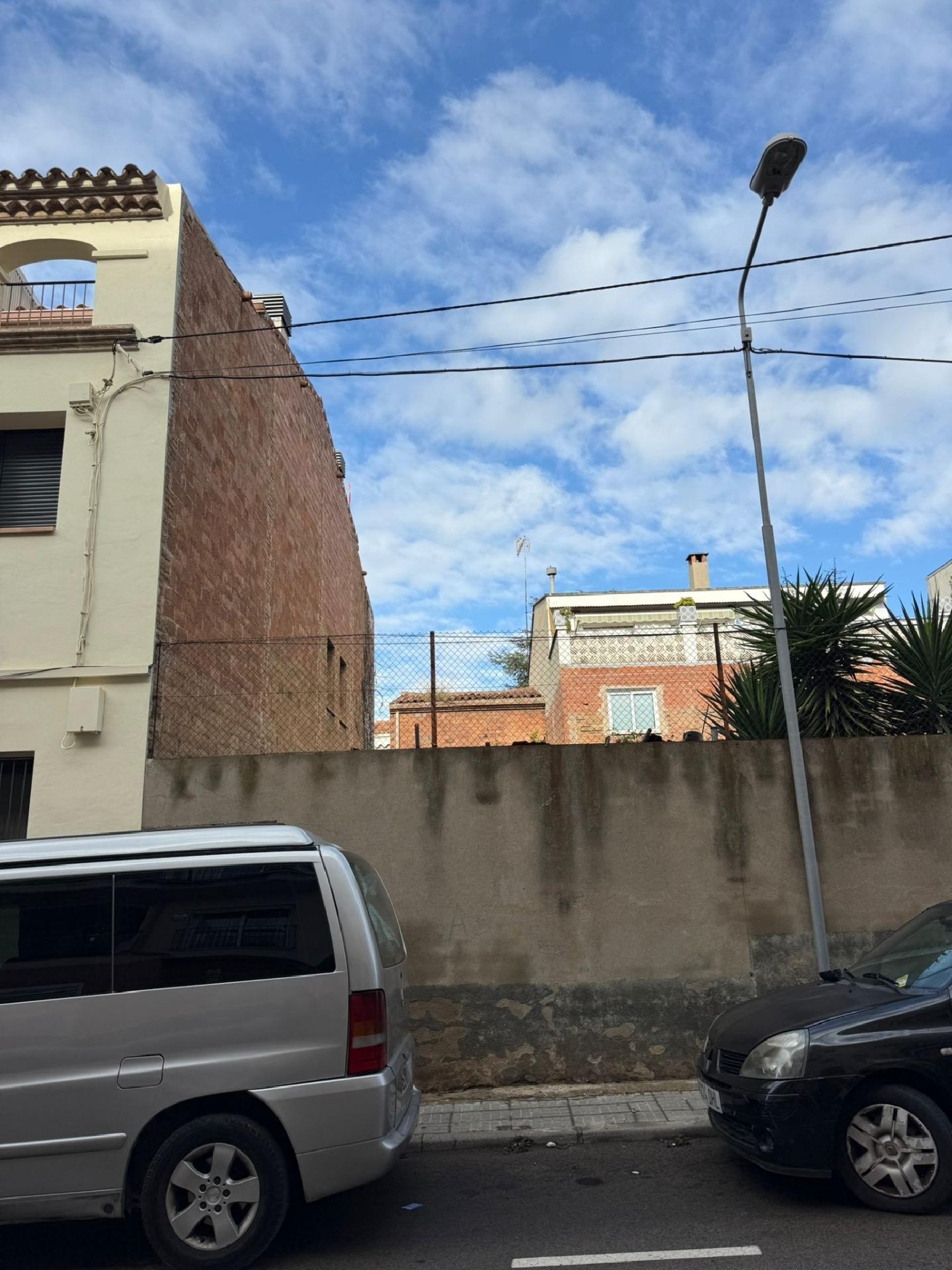  till salu tomt Piera Anoia 6