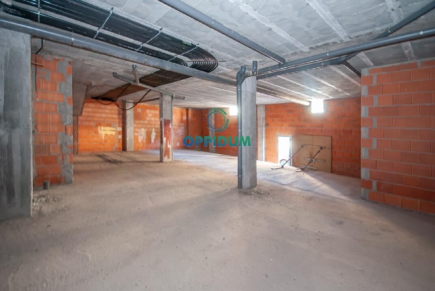  en venta local A Lamestrega Betanzos 5