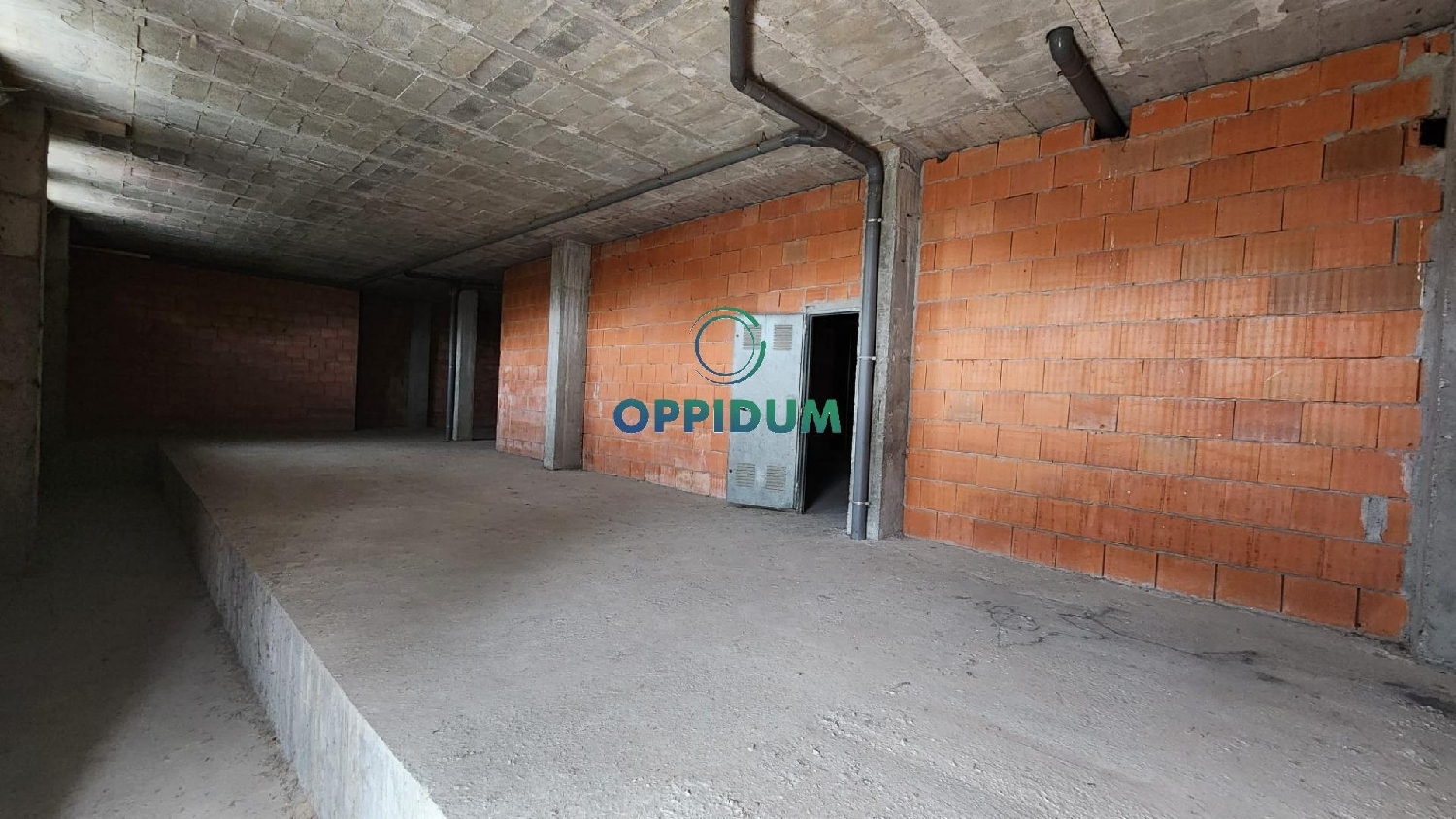  en venta local A Lamestrega Betanzos 3