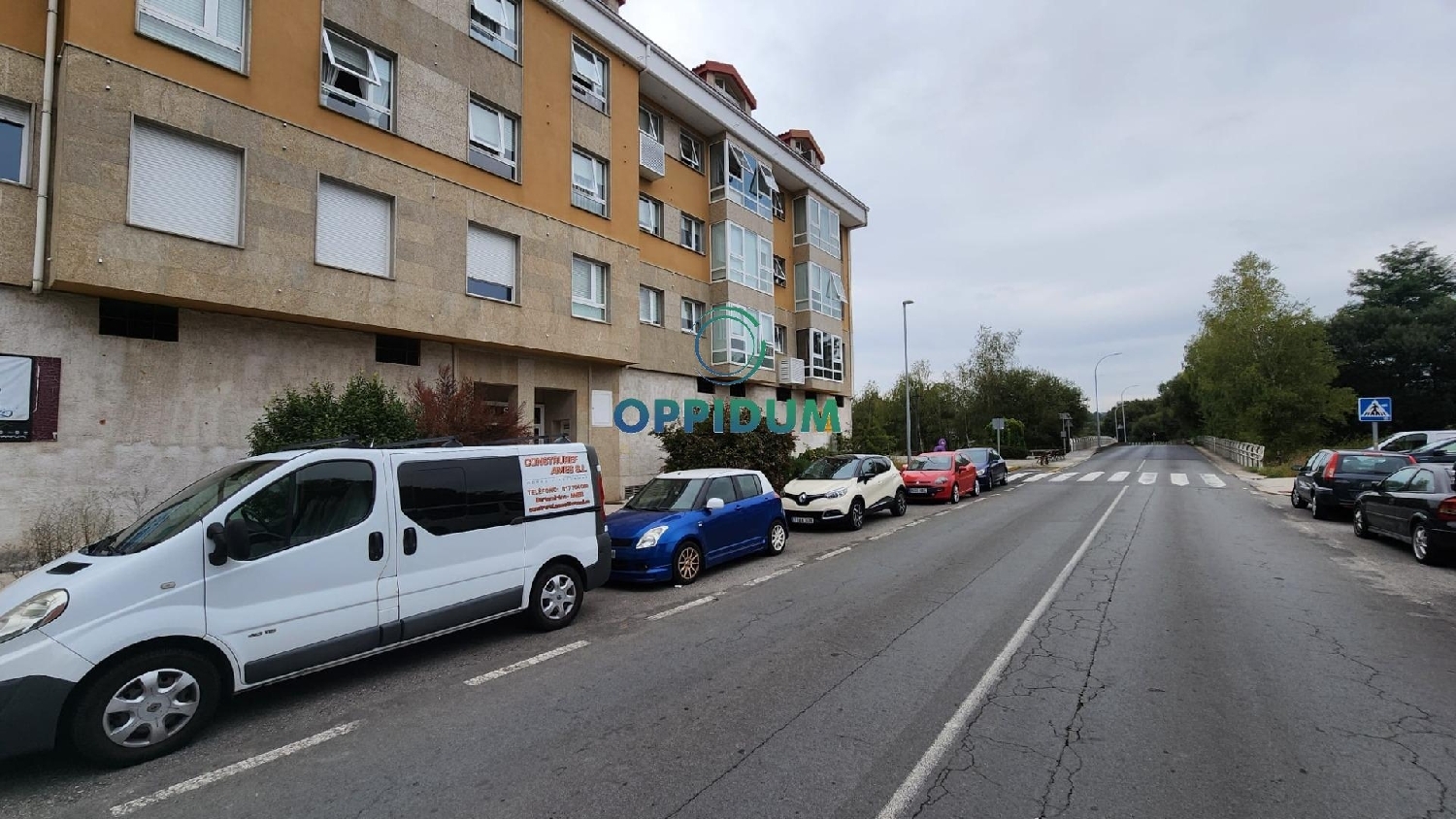  en venta local A Lamestrega Betanzos 1