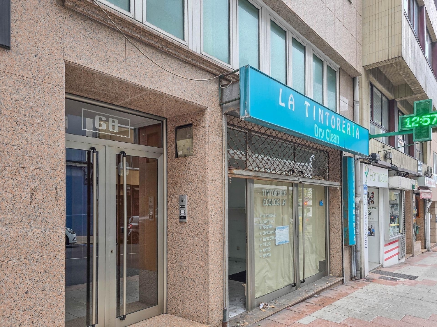  te koop bedrijfsruimte Agra De Ozán Coruña 5