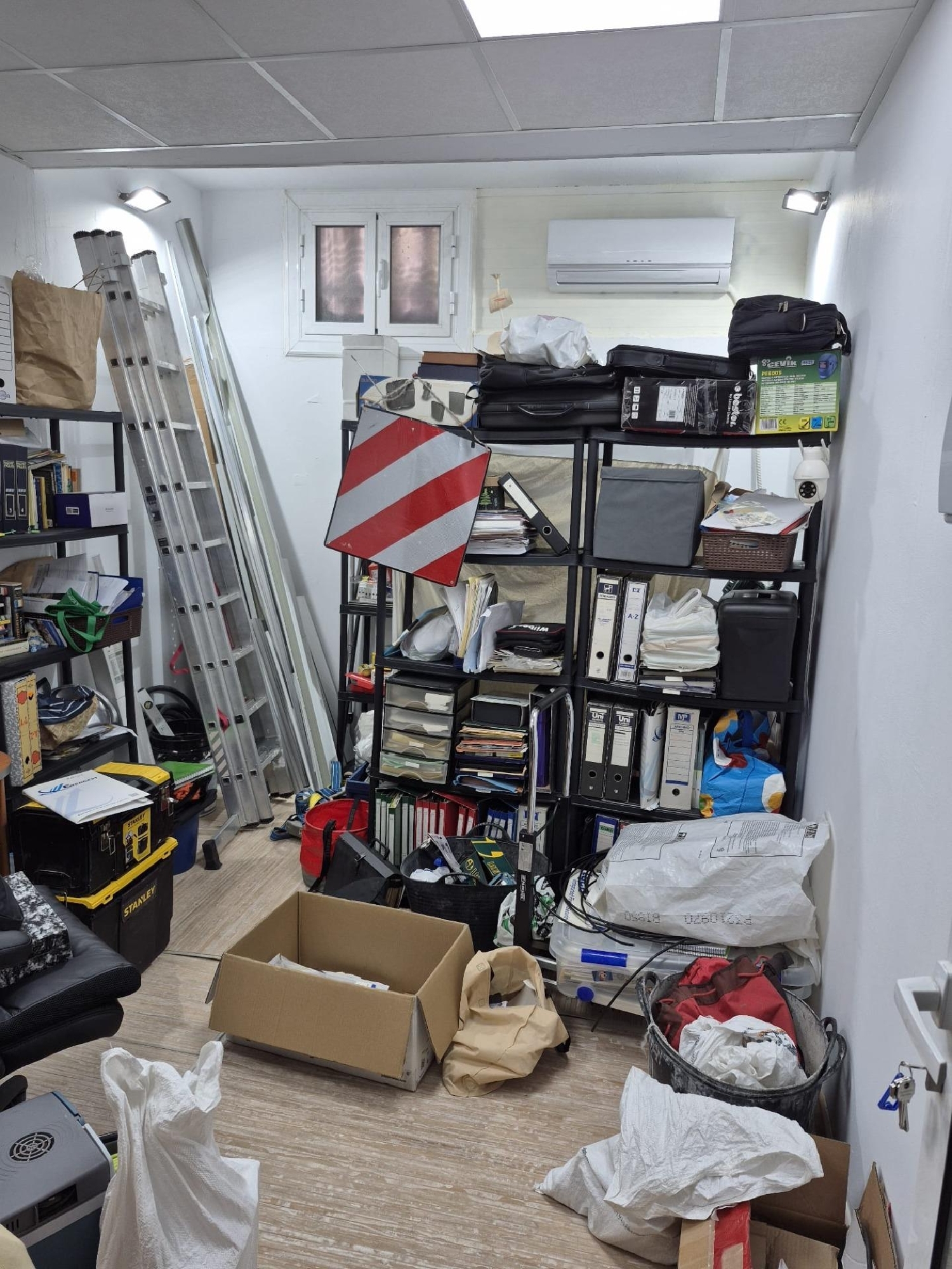  for sale commercial premise Alicante Centro 03001 Alacantí 2