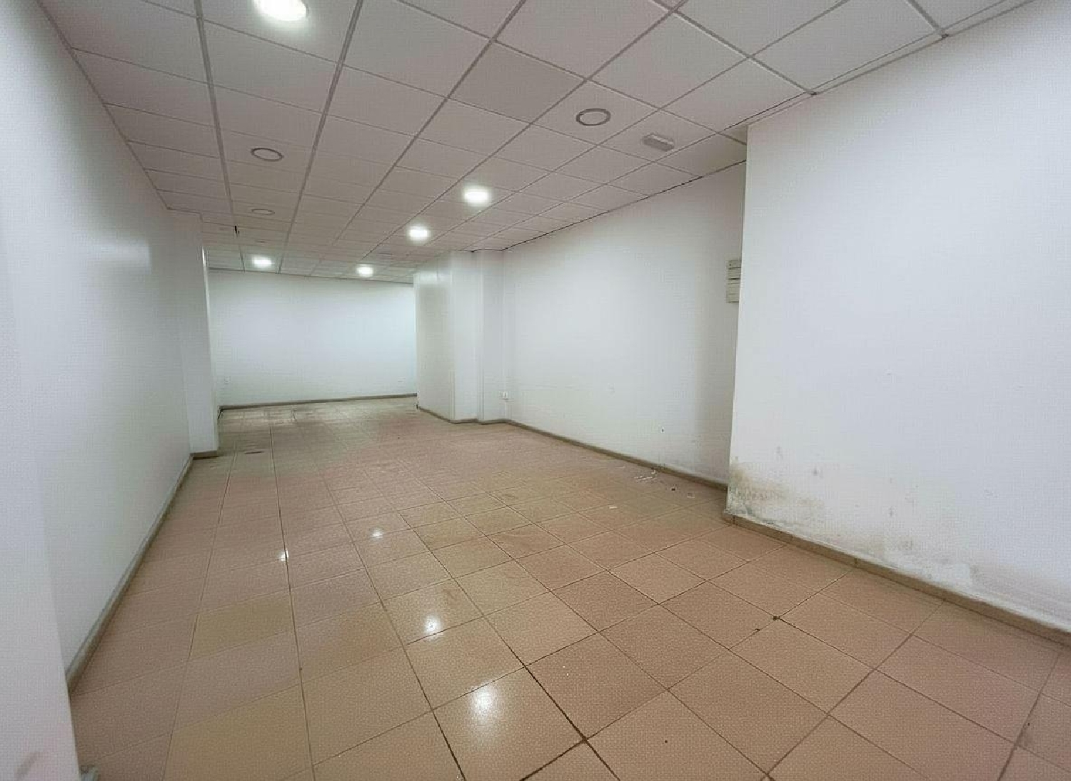  te koop bedrijfsruimte Alicante Centro 03001 Alacantí 3