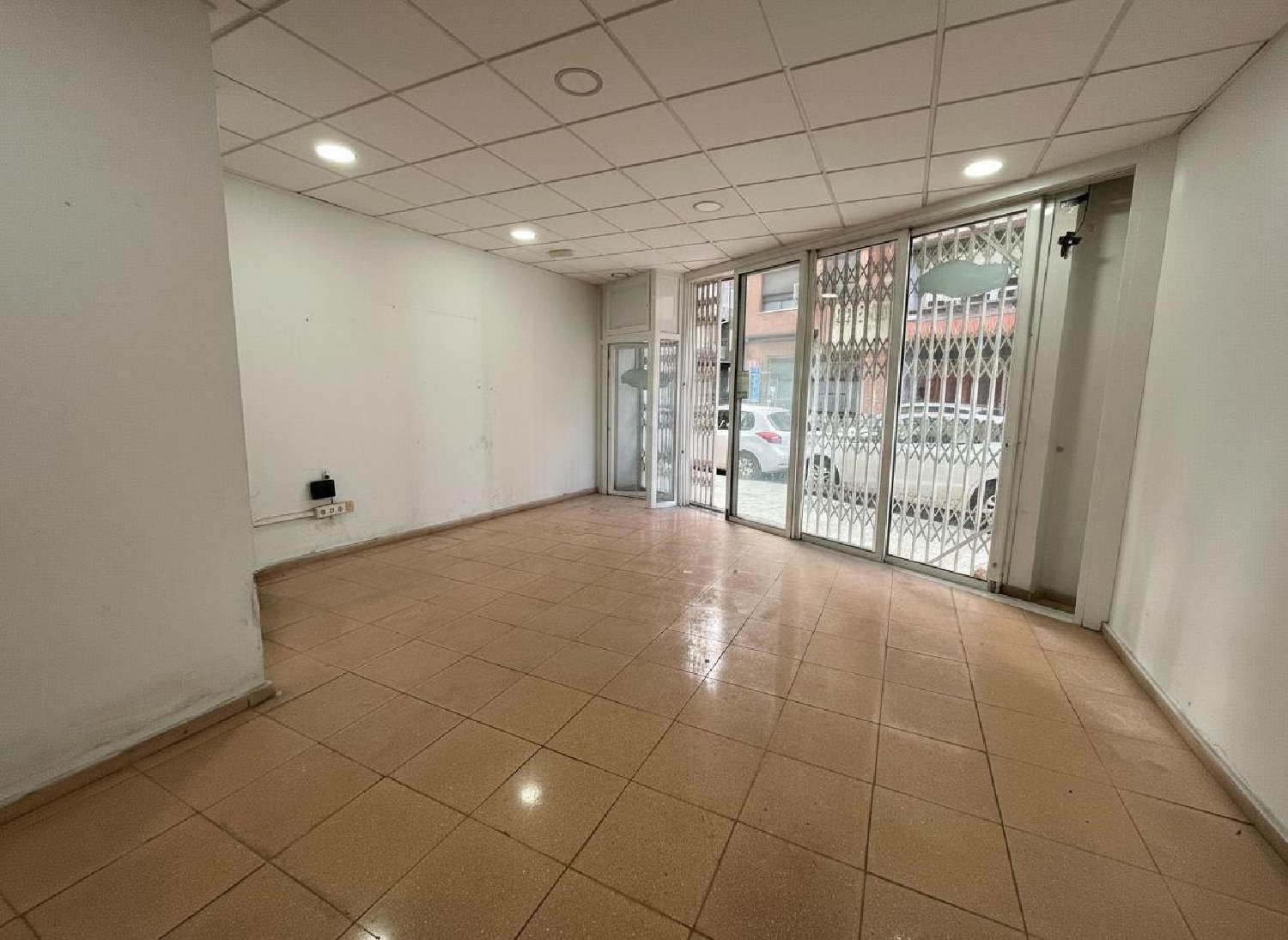  te koop bedrijfsruimte Alicante Centro 03001 Alacantí 1