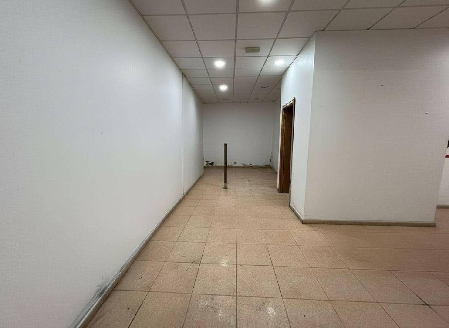  te koop bedrijfsruimte Alicante Centro 03001 Alacantí 7