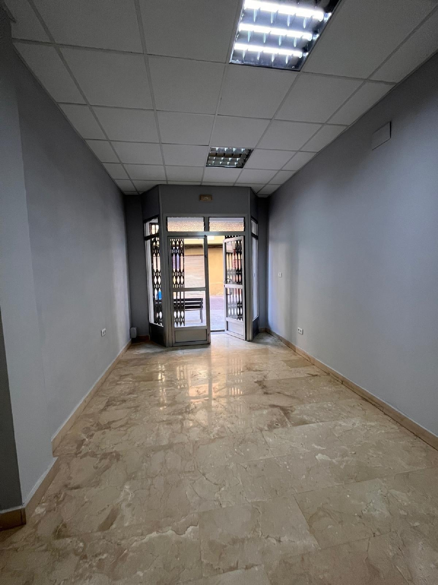  te koop bedrijfsruimte Alzira Ribera Alta 2