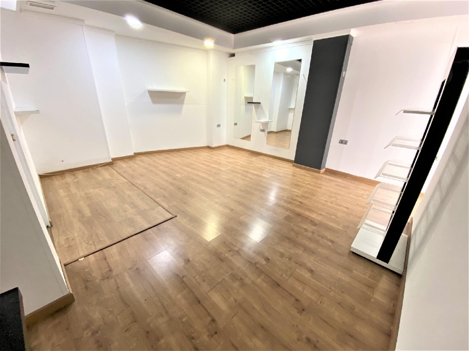 te koop bedrijfsruimte Alzira Ribera Alta 8