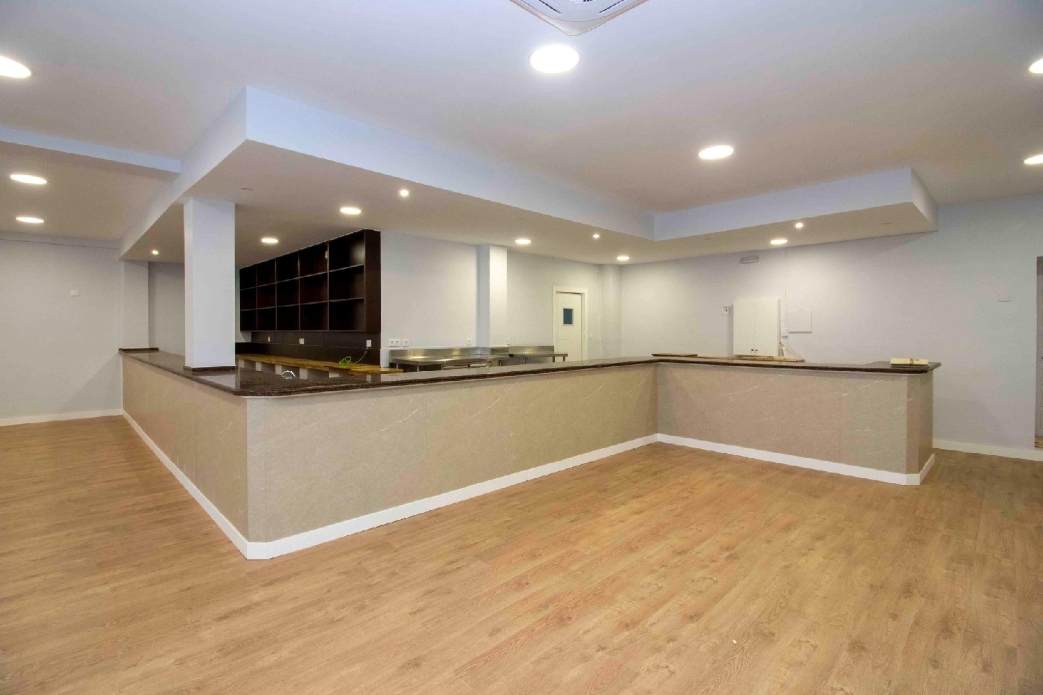  for sale commercial premise Badajoz Casco Antiguo-Centro Badajoz 8