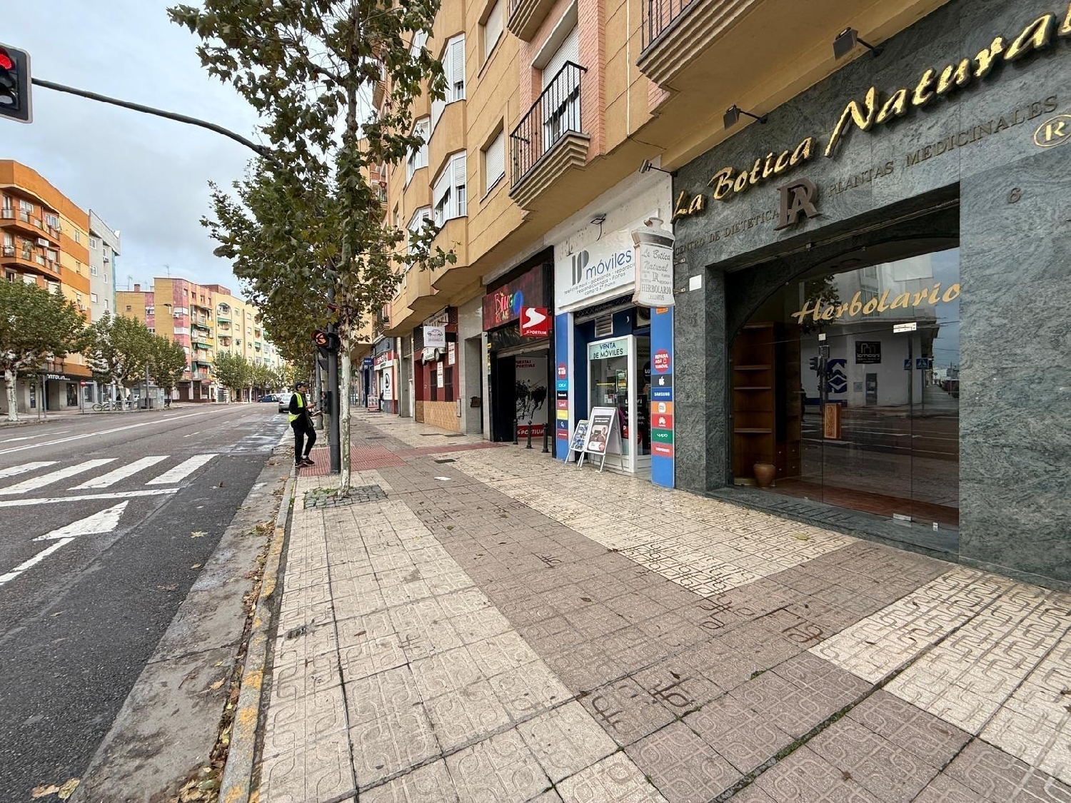  for sale commercial premise Badajoz Casco Antiguo-Centro Badajoz 2