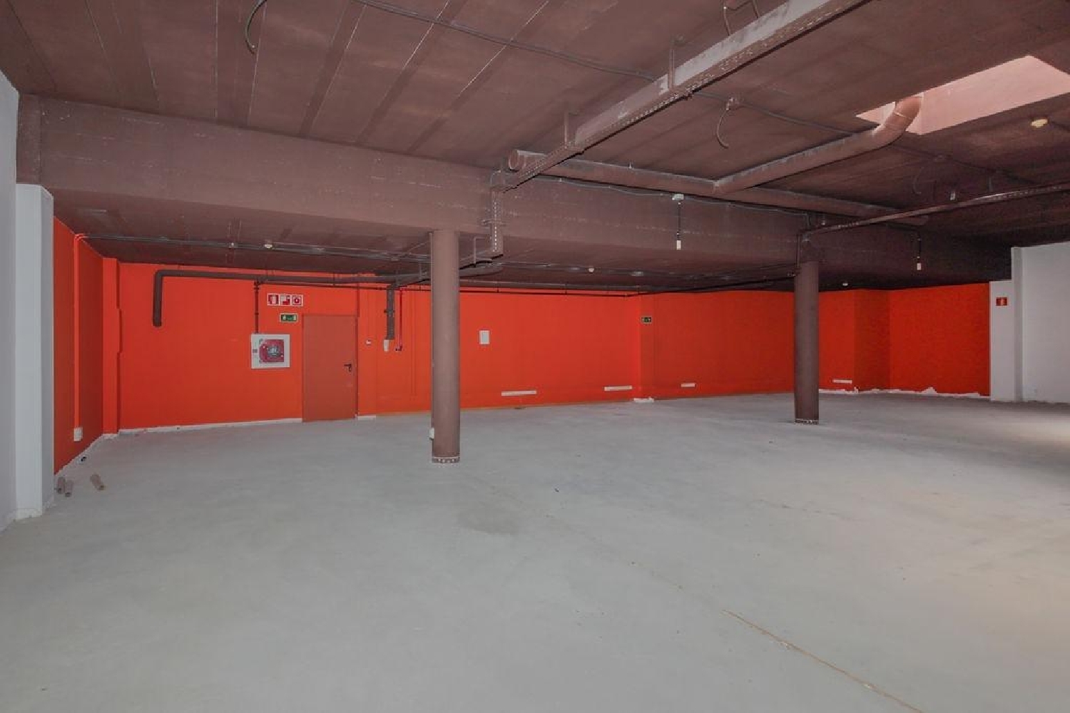  te koop bedrijfsruimte Barriada Les Tres Creus Bages 8