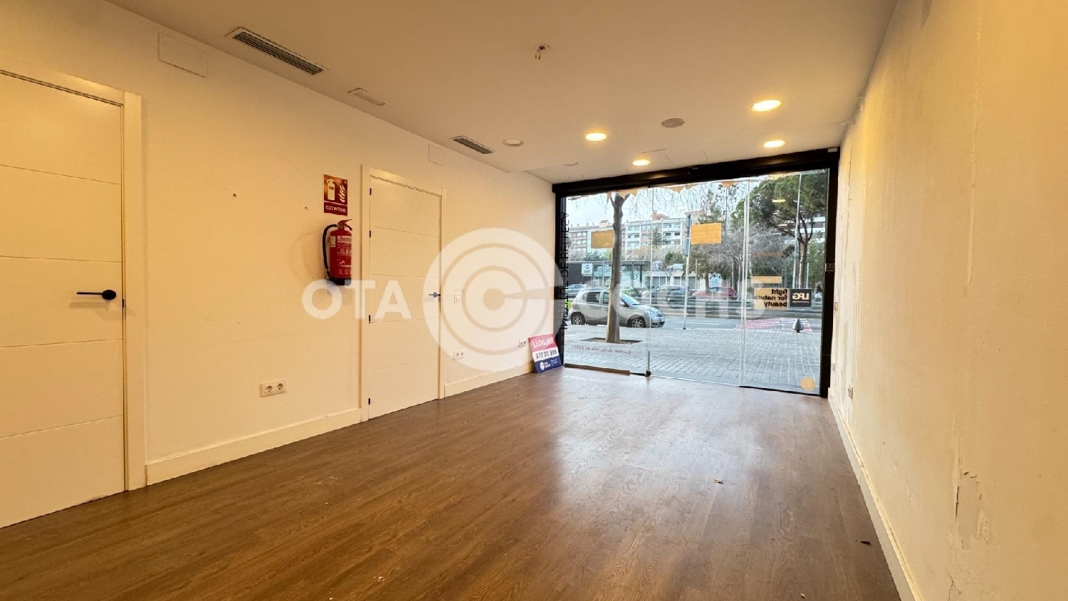  à vendre local commercial Barriada Les Tres Creus Bages 5