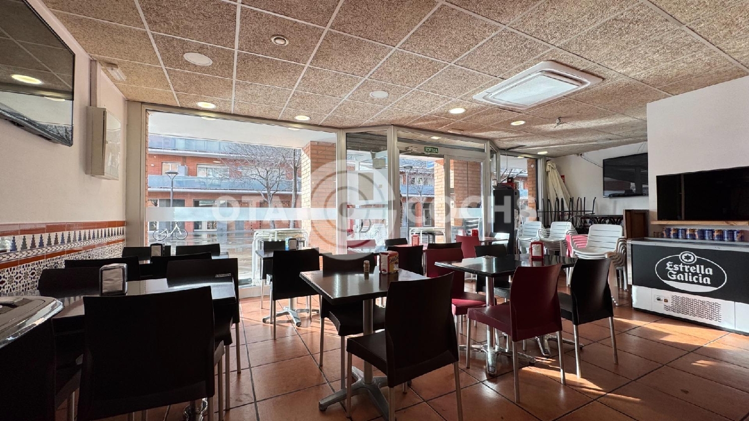 à vendre local commercial Barriada Les Tres Creus Bages 8