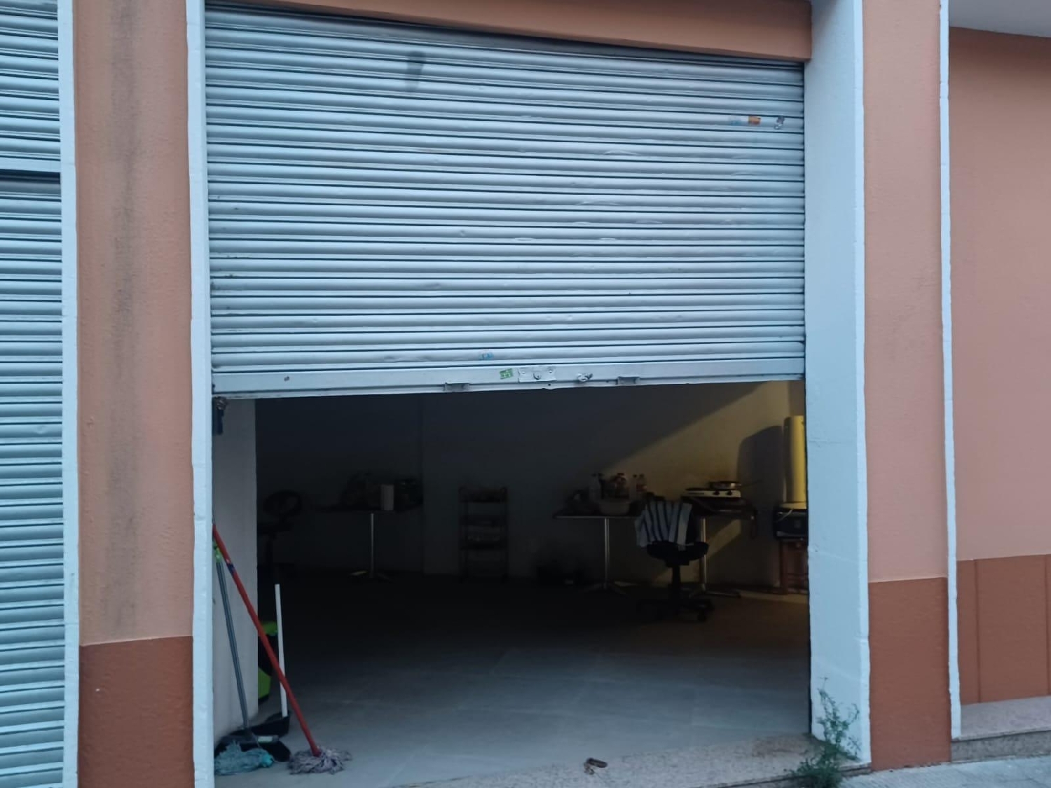  till salu lokal Barriada Les Tres Creus Bages 5