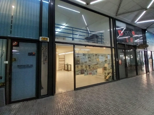 Barriada Les Tres Creus Bages commercial premise foto 6337142