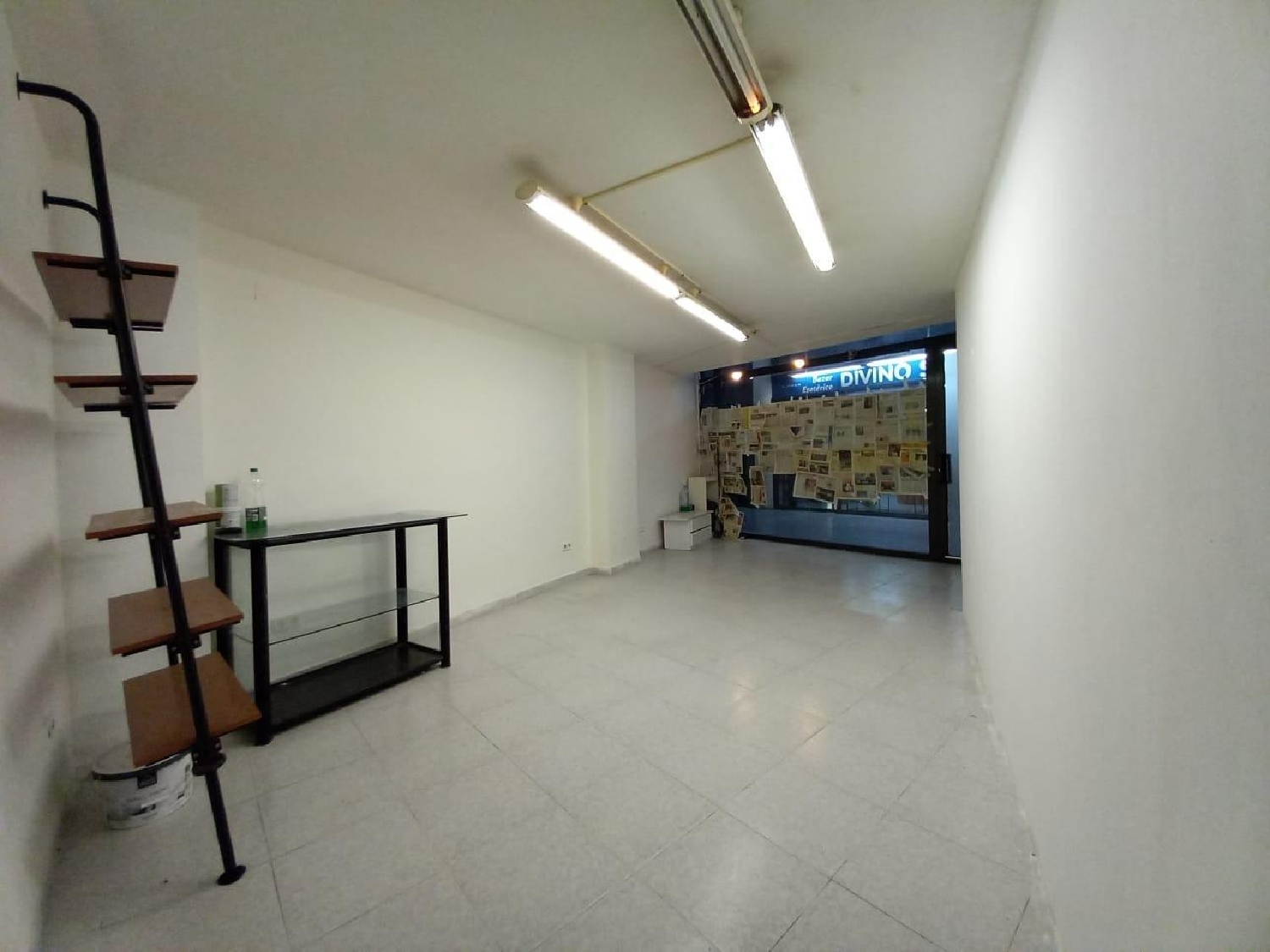 for sale commercial premise Barriada Les Tres Creus Bages 3