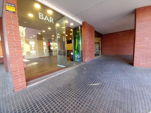 Barriada Les Tres Creus Bages commercial premise foto 6337144