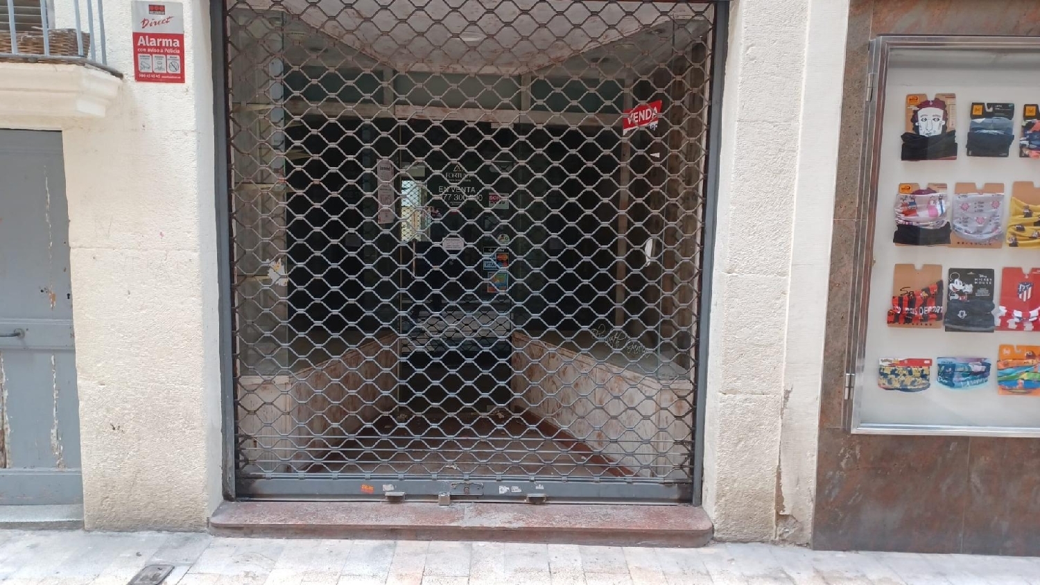 for sale commercial premise Barriada Les Tres Creus Bages 1