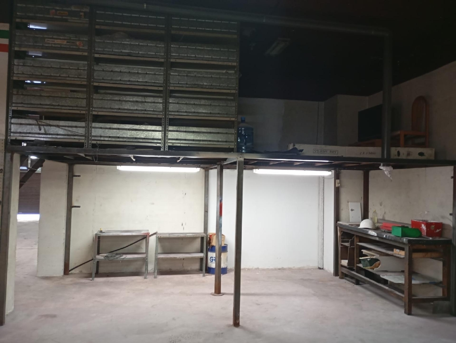 for sale commercial premise Barriada Les Tres Creus Bages 4