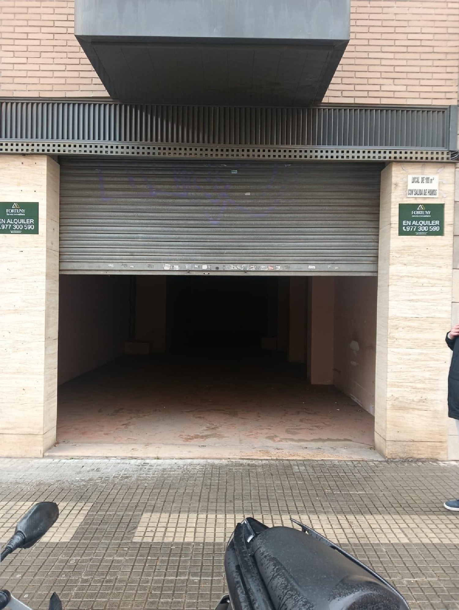 for sale commercial premise Barriada Les Tres Creus Bages 2