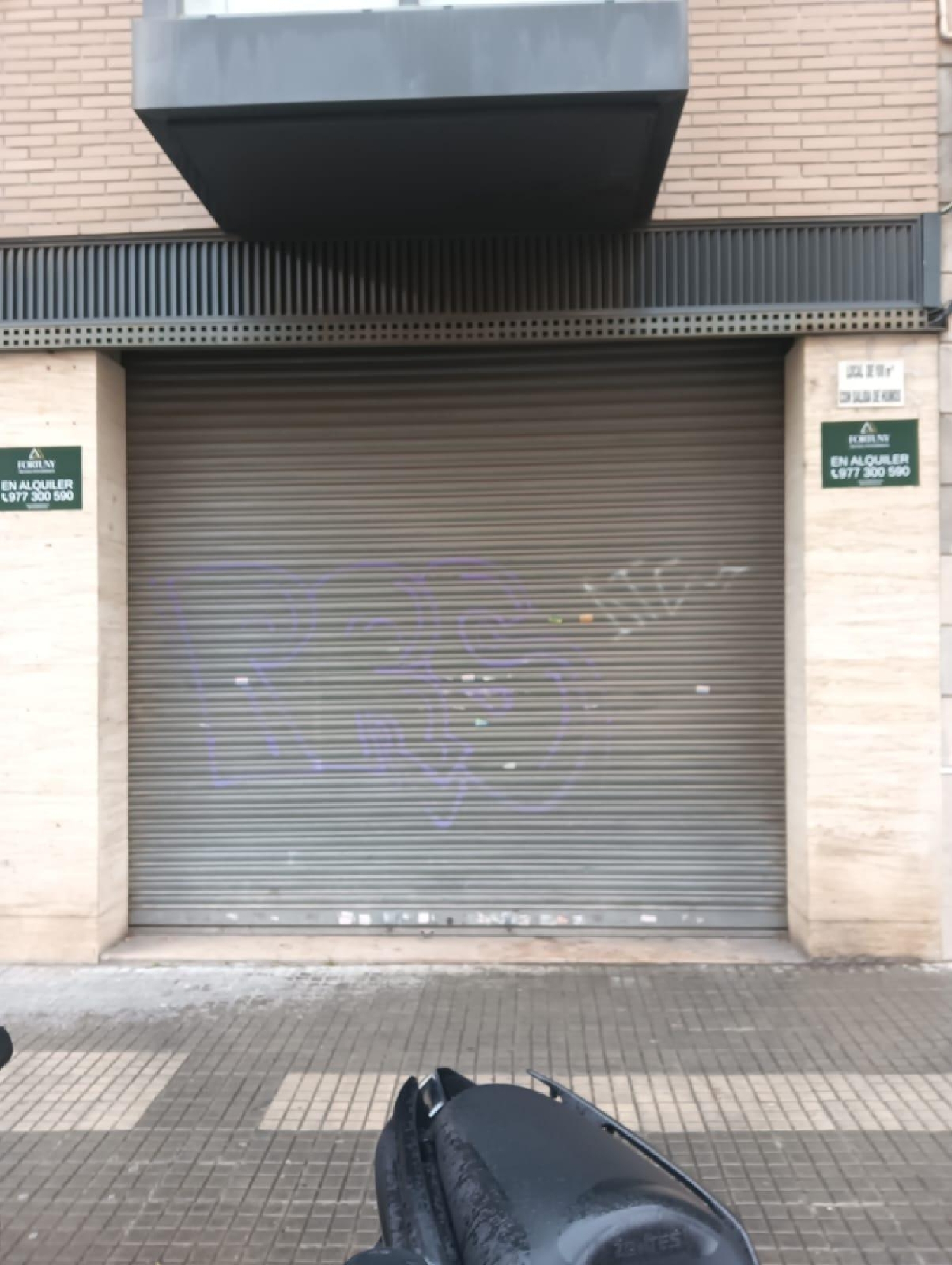 for sale commercial premise Barriada Les Tres Creus Bages 1