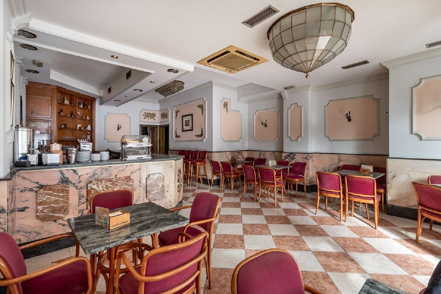 till salu lokal Barrio De Granada Alacantí 1