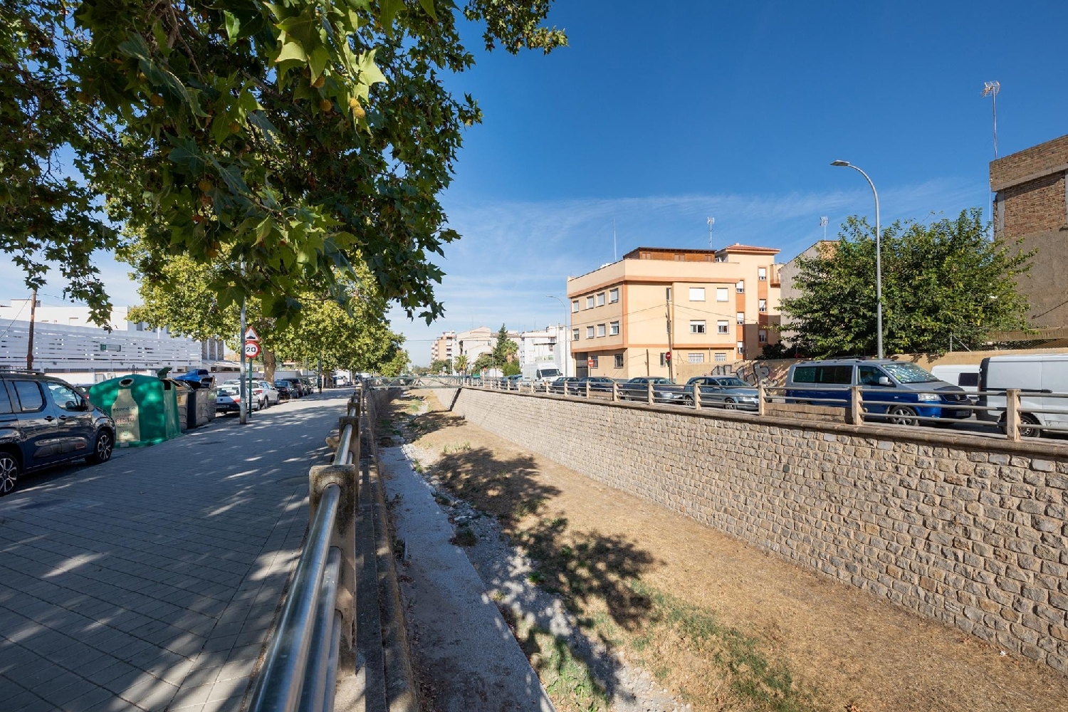 te koop bedrijfsruimte Barrio De Granada Alacantí 5