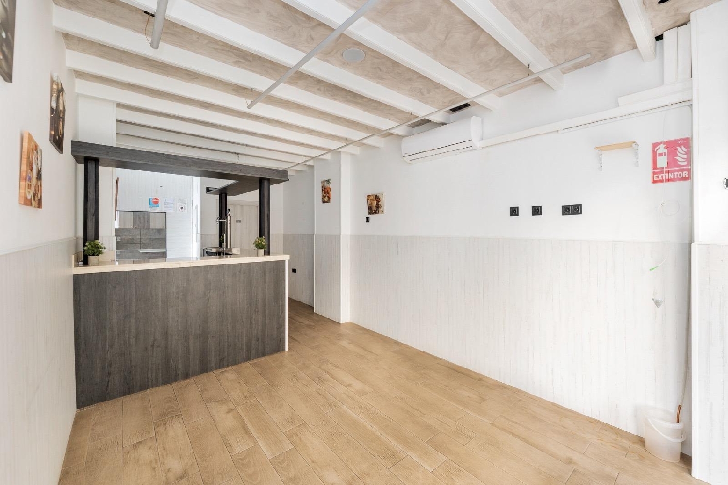 te koop bedrijfsruimte Barrio De Granada Alacantí 1