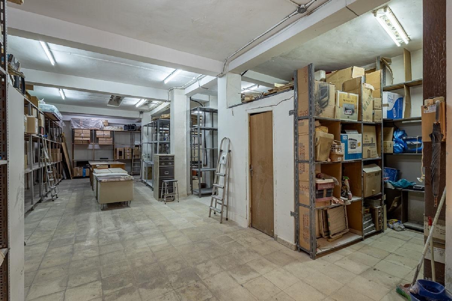  te koop bedrijfsruimte Barrio De Granada Alacantí 5