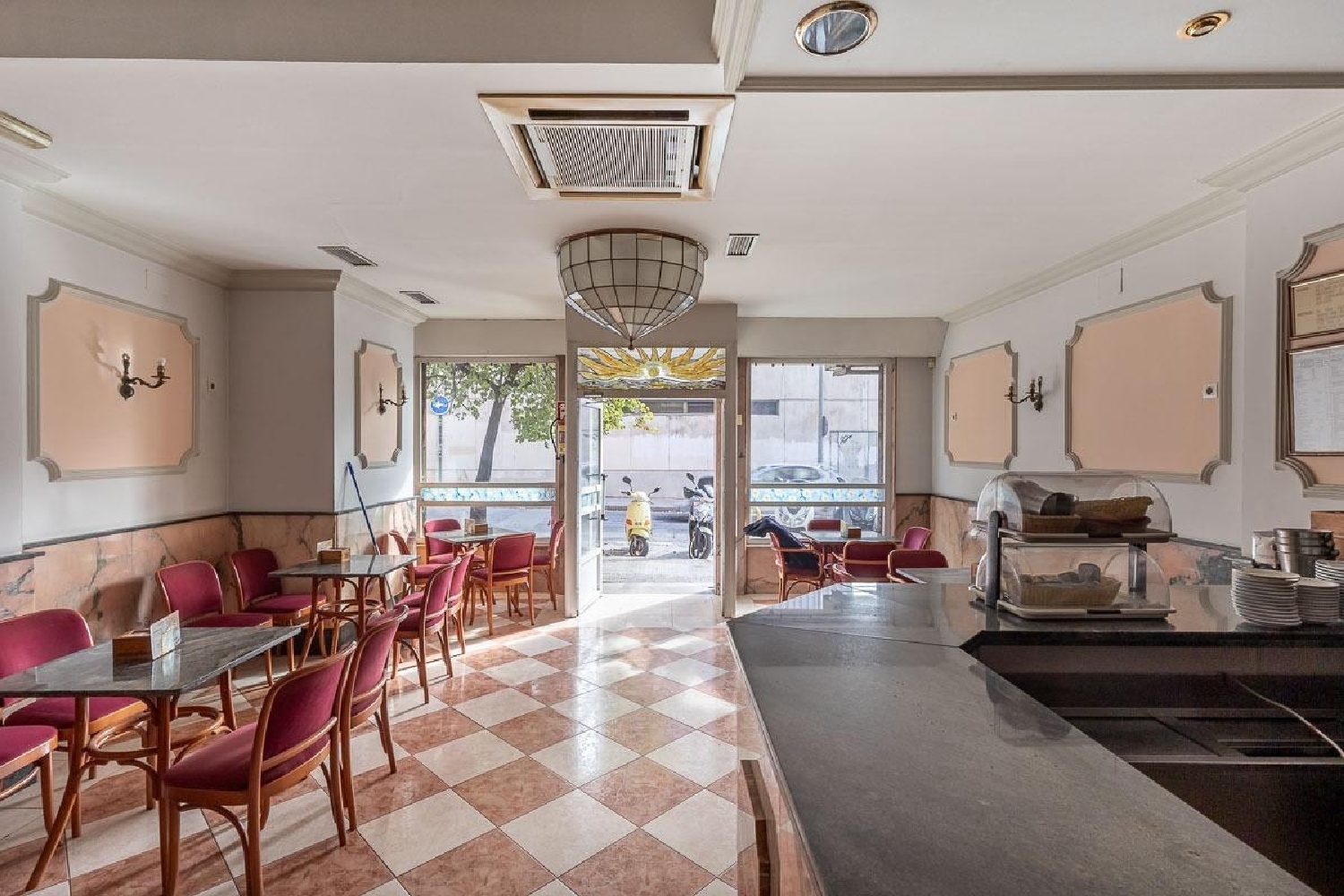  te koop bedrijfsruimte Barrio De Granada Alacantí 6