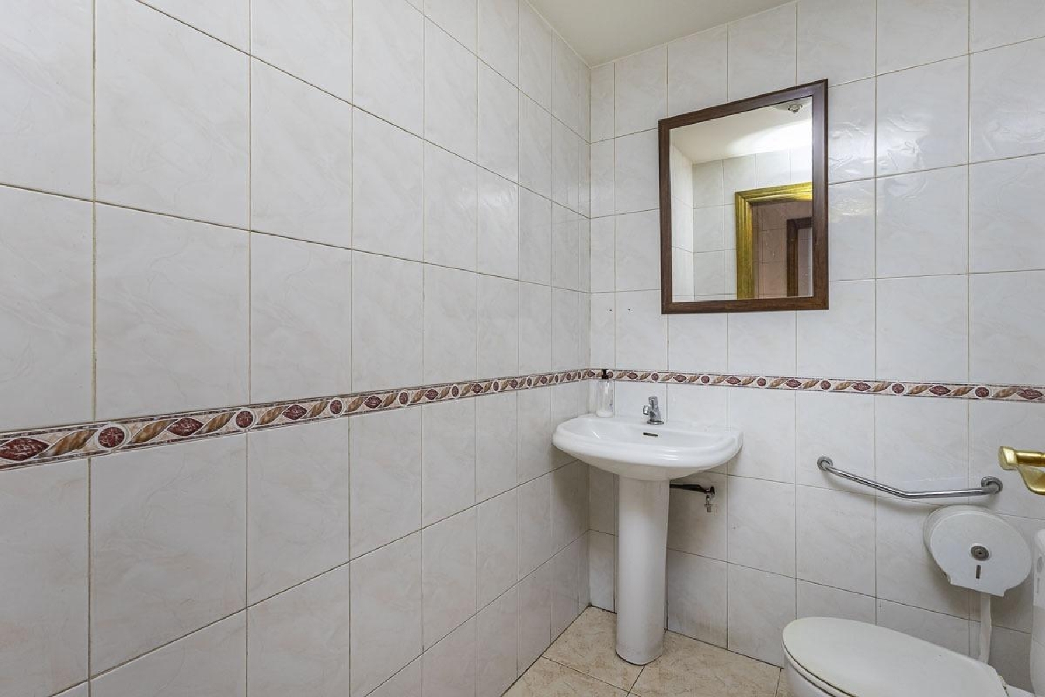  te koop bedrijfsruimte Barrio De Granada Alacantí 8