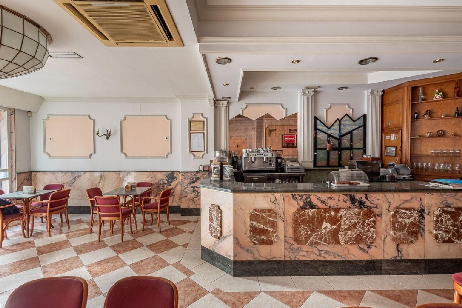  te koop bedrijfsruimte Barrio De Granada Alacantí 4