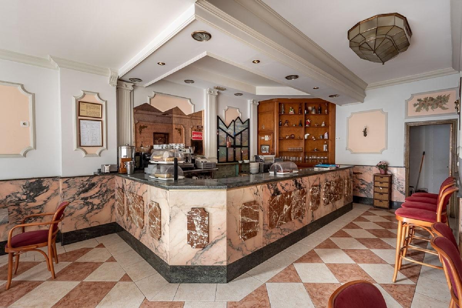  te koop bedrijfsruimte Barrio De Granada Alacantí 3