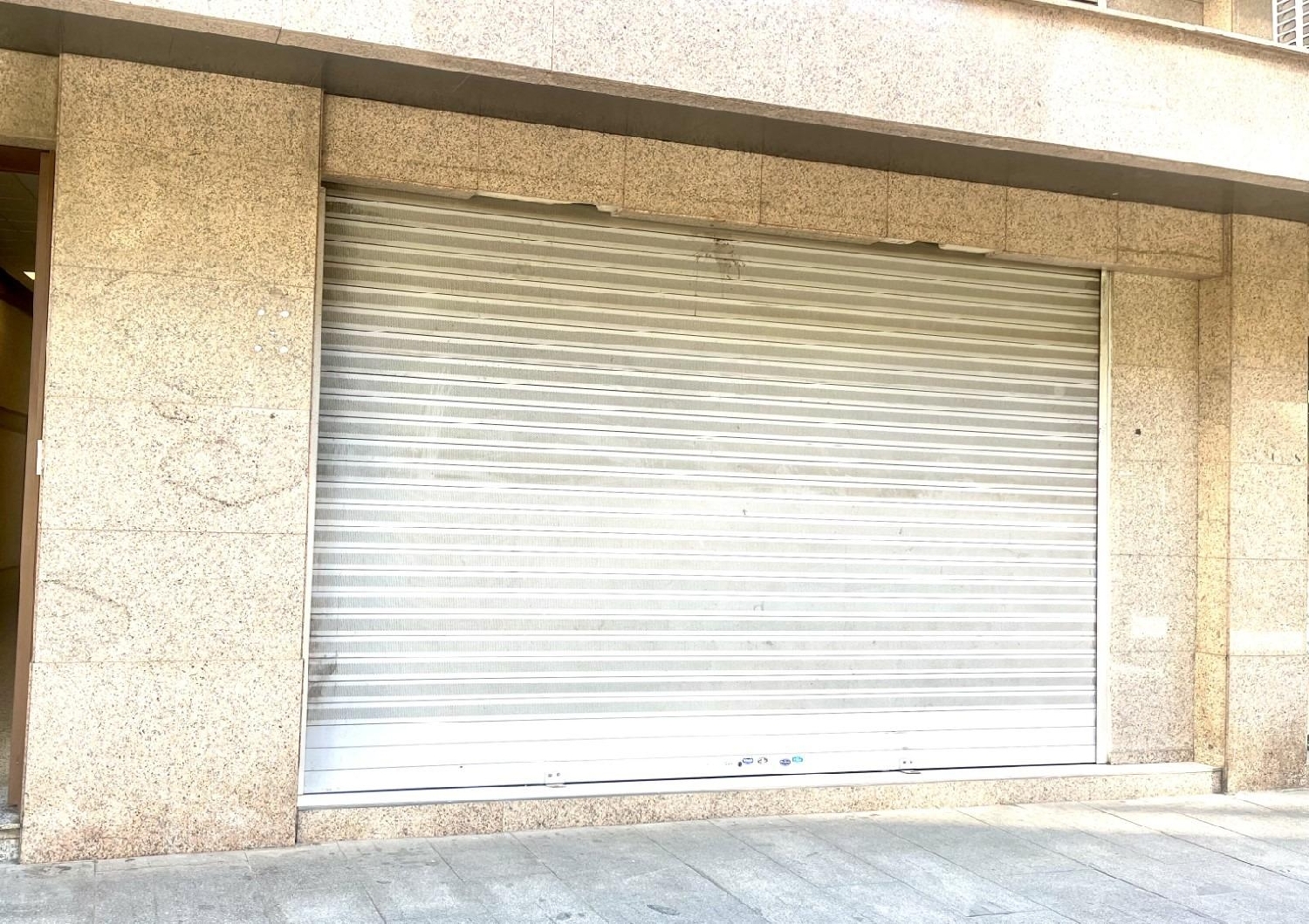  for sale commercial premise Barrio De Granada Alacantí 3