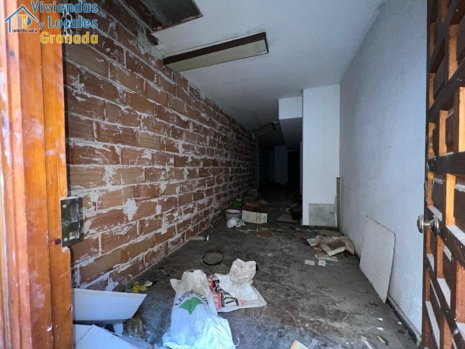 à vendre local commercial Barrio De Granada Alacantí 3