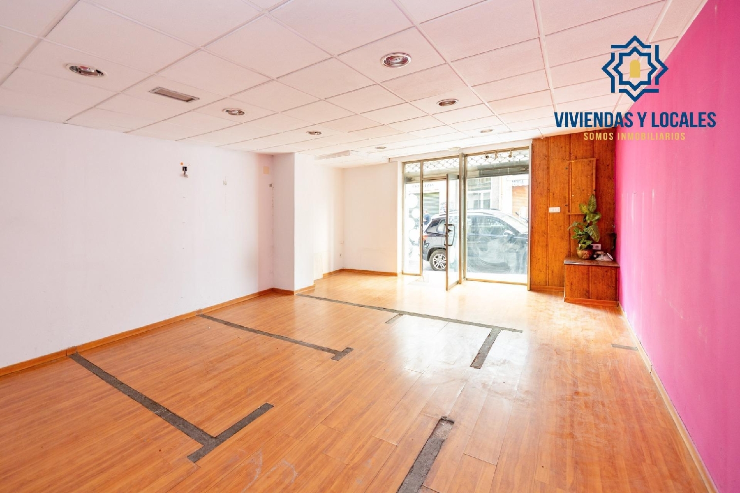 à vendre local commercial Barrio De Granada Alacantí 2