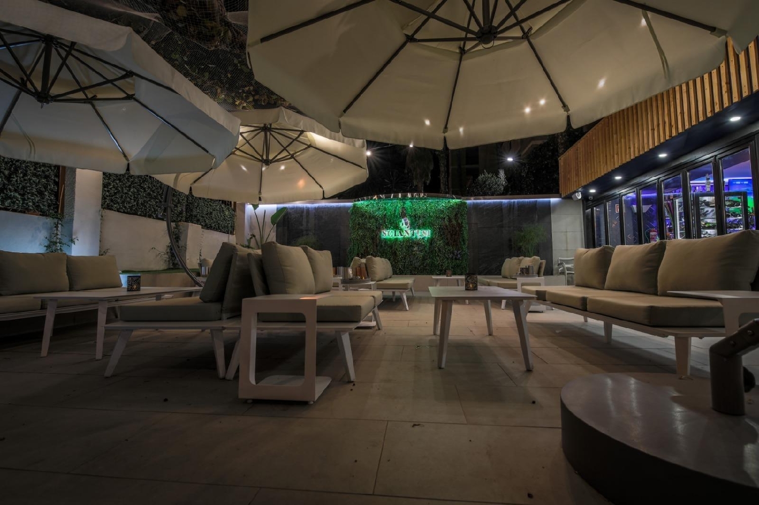 en venta local Benidorm Marina Baixa 5