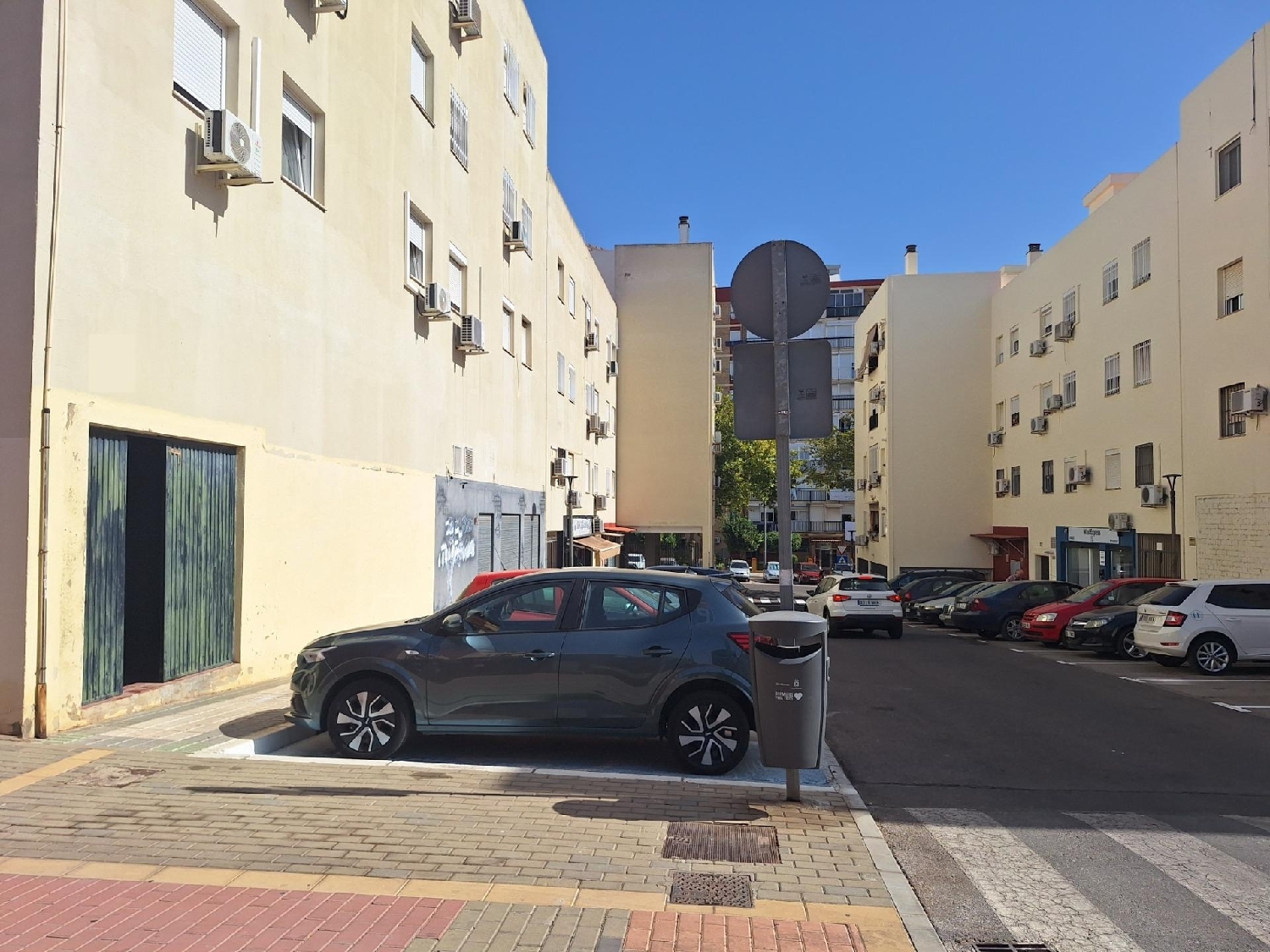 à vendre local commercial Bormujos Metropolitana De Sevilla 2