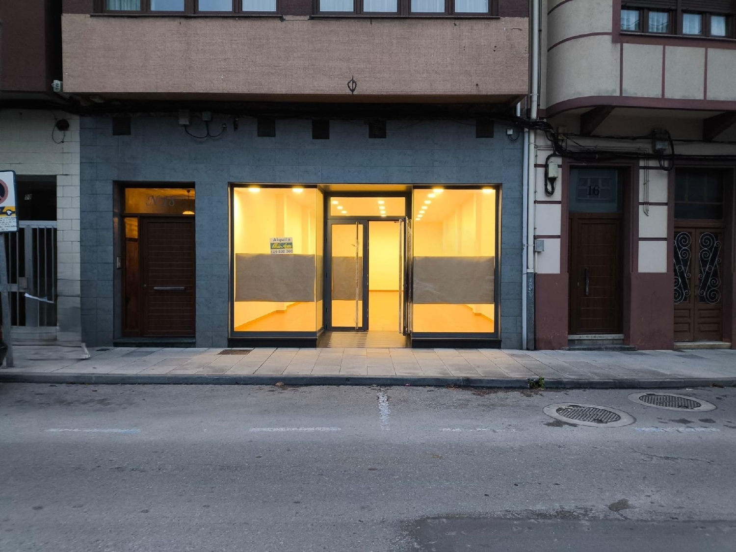  te koop bedrijfsruimte Carballo Bergantiños 2