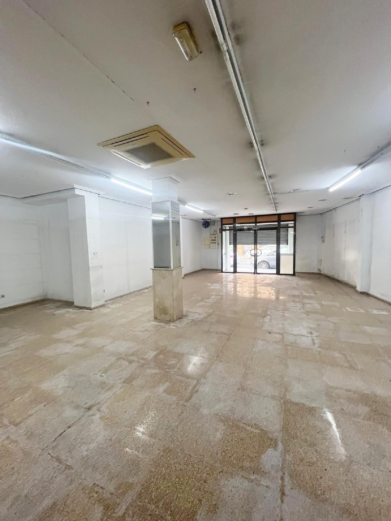  till salu lokal Cheda Arzúa 2