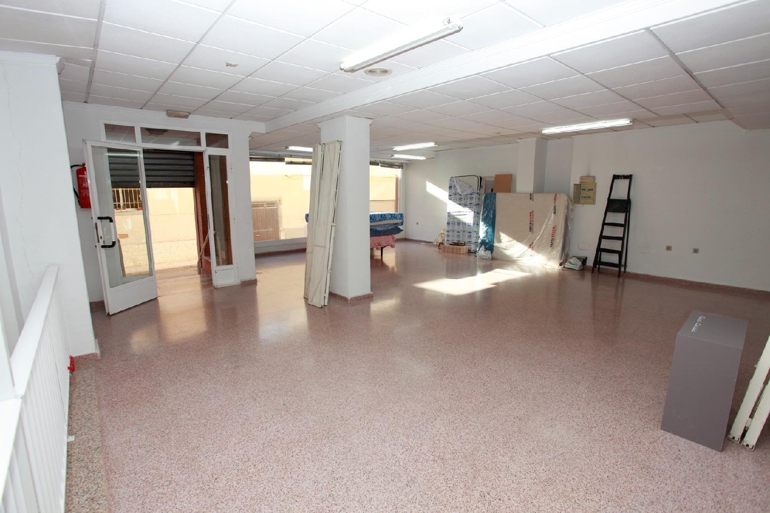 for sale commercial premise Comunión Añana 4