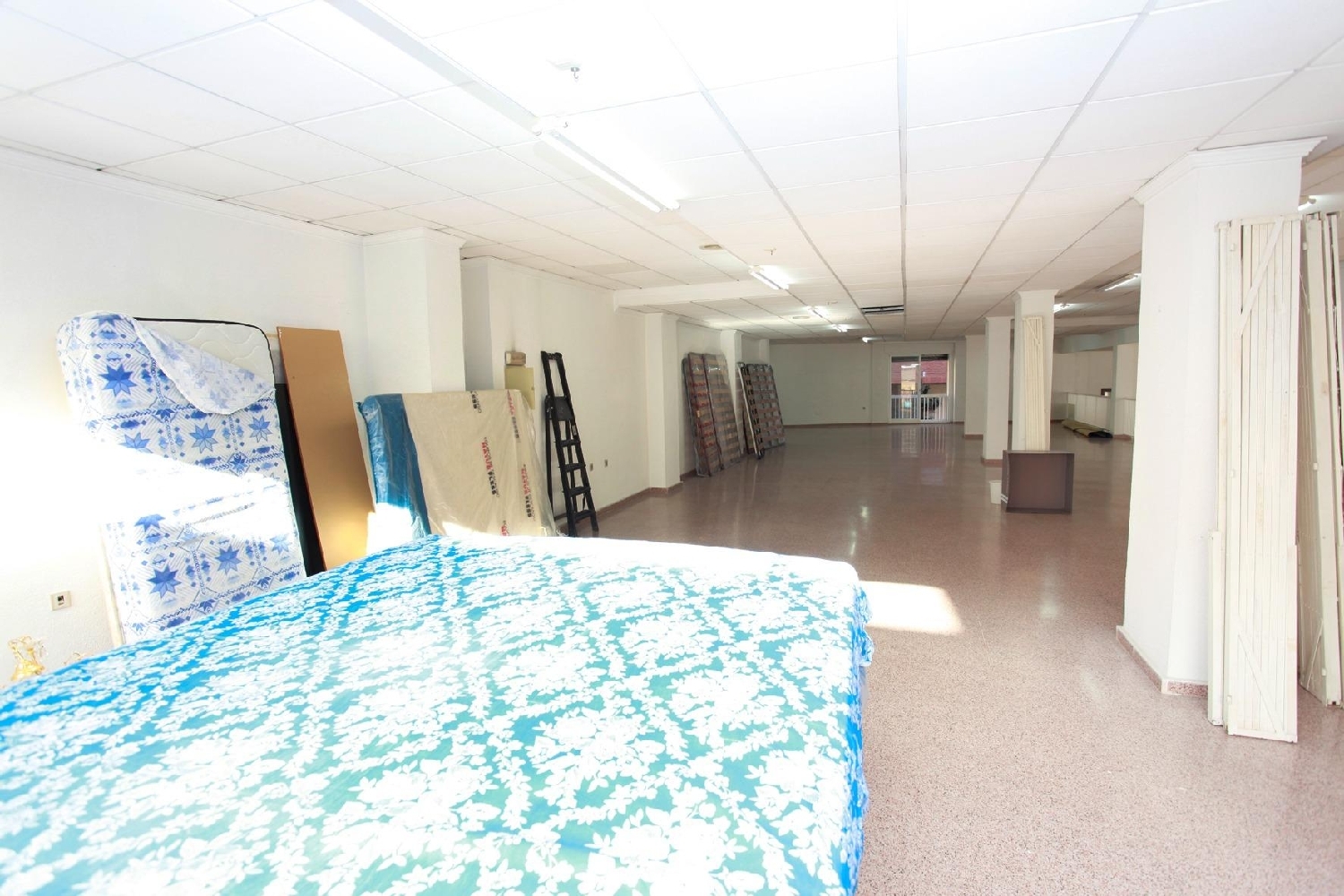 for sale commercial premise Comunión Añana 6